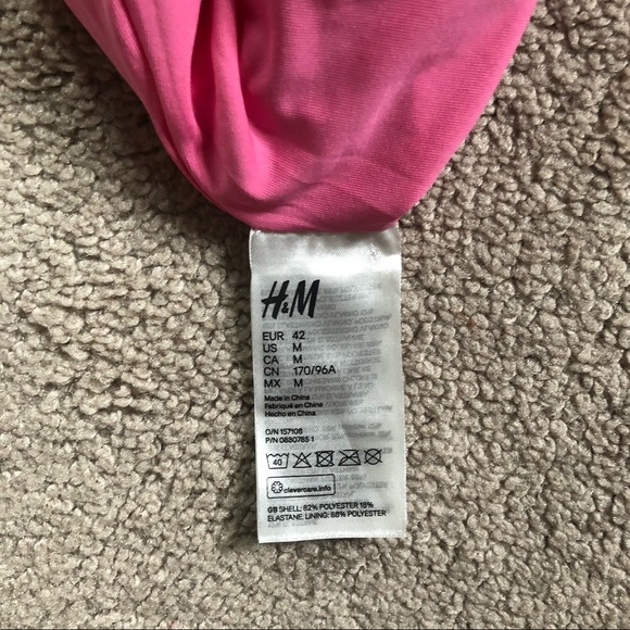 H&M one shoulder ruffled swimsuit - Picture 3 of 3